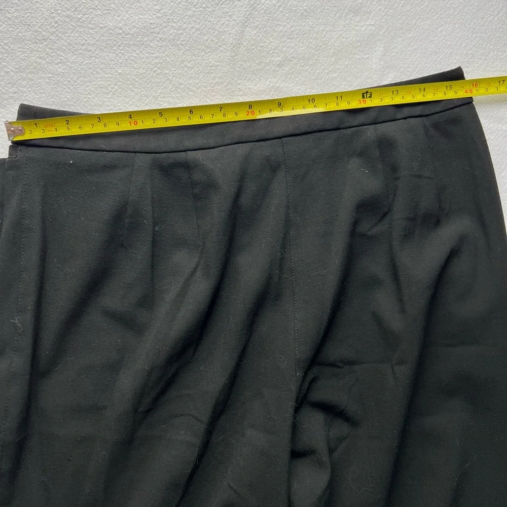 Liz Clalborne pants size 12 P - Picture 2 of 6